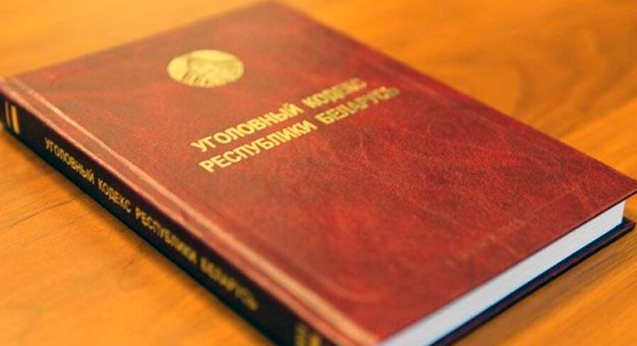 В Пинске бывший начальник СПМК похитил у предприятия седельный тягач