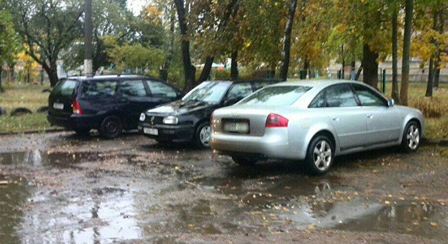 Водитель Audi A6, насмерть сбивший пешехода в Пинском районе, найден