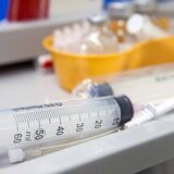 Белорусов не старше 23 лет будут прививать вакциной «Спутник Лайт»