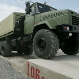 Военкомат набирает группу будущих призывников для обучения вождению