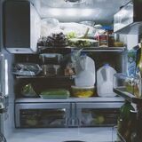 Доктор Комаровский рассказал, как нельзя хранить продукты в холодильнике и морозилке