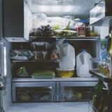 Оставлять на ночь в холодильнике: назван продукт, который усиливает свою пользу