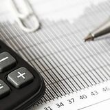 Выпускникам предъявлены иски за неотработку