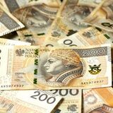 В Польше дети и молодежь до 18 лет смогут получать $130 в месяц