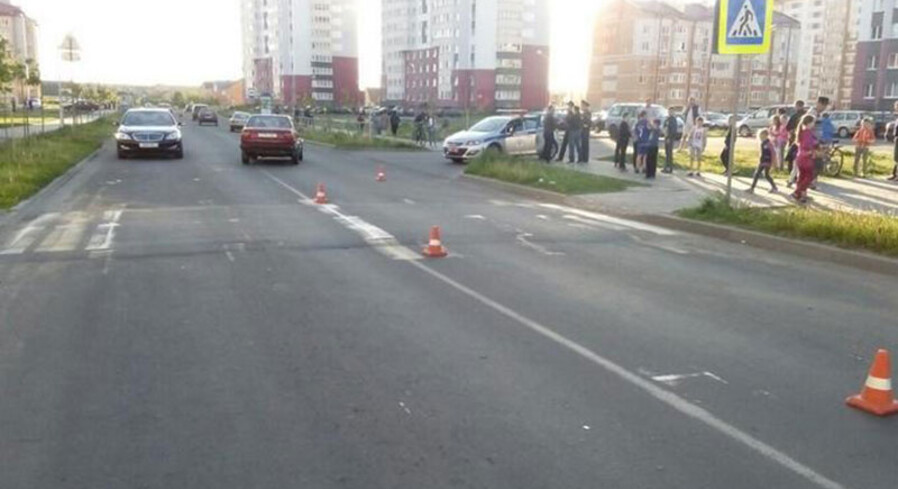 В Пинске под колеса «Ауди» попала первоклассница
