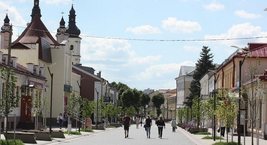 На День города в Пинске выступит группа J:МОРС, будет и салют (афиша)
