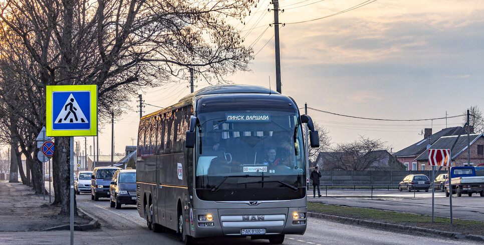 Пинский автопарк снижает цены на билеты в Польшу. Сэкономить можно до 15%