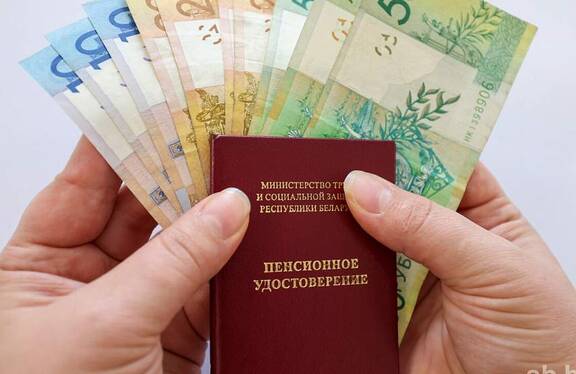 Кому пенсию назначат при 5 или 10 годах стажа: разъяснение Минтруда