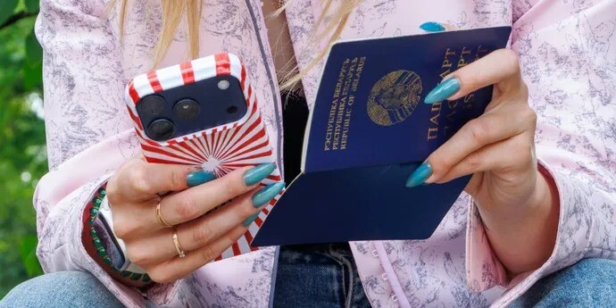 Белорусам будут приходить push-уведомления о штрафах и налогах
