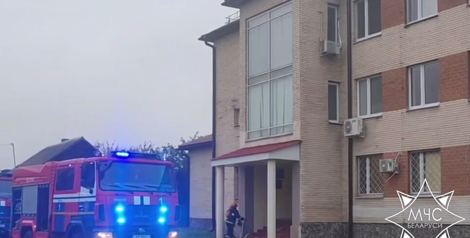 В Пинске ликвидирован пожар в административном здании