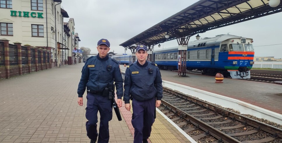 На Пинщине усилили меры профилактики краж и хулиганств, совершаемых на объектах транспорта, а также фактов «зацепинга»